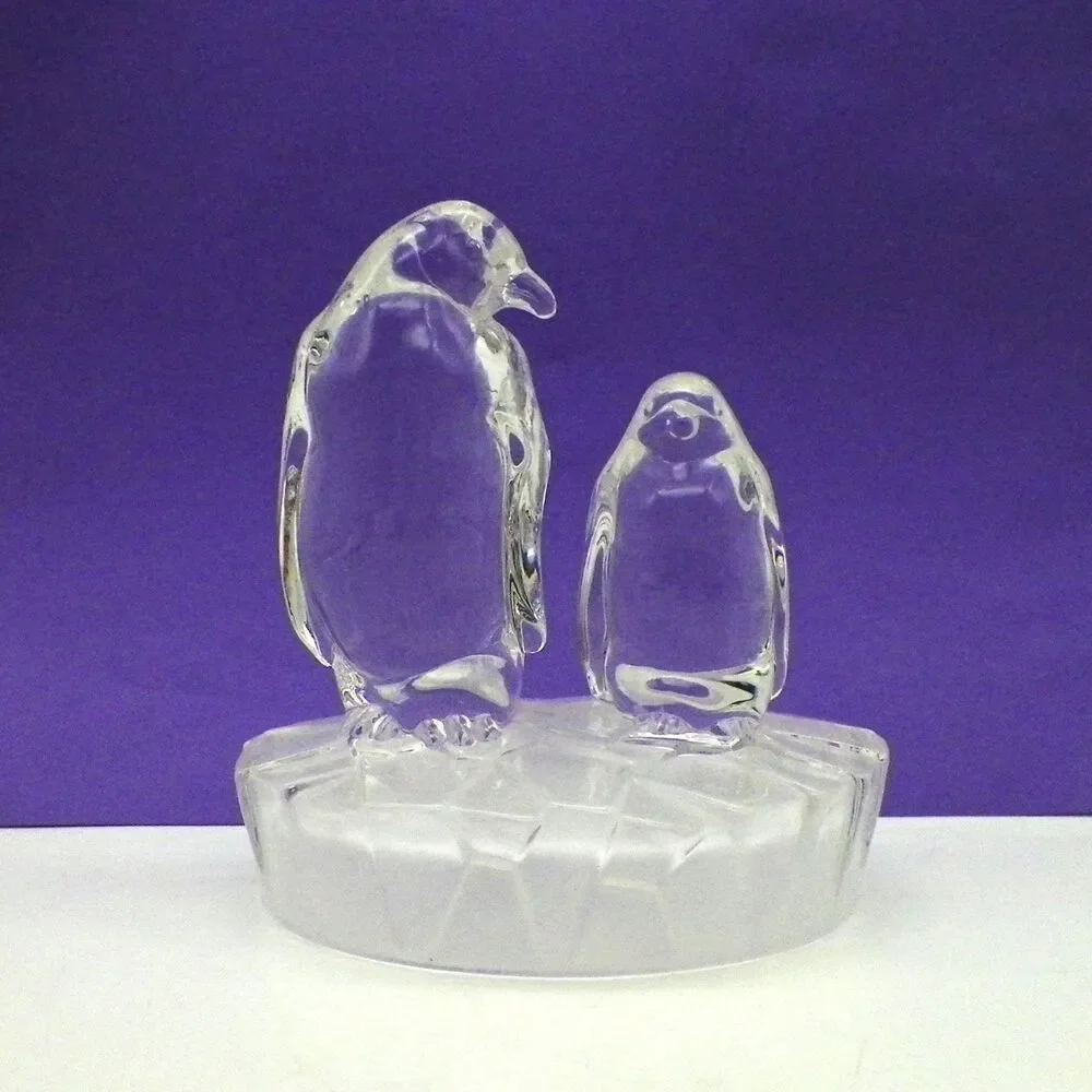 Penguins Glass Sculpture Adult & Chick RCR Italian Royal Crystal Rock